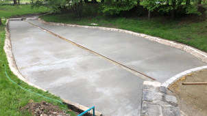 Oprava brouzdaliště u Malého jezu finišuje