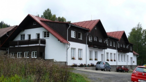 Chata Mládí, kterou vlastní kraj, má projít rekonstrukcí