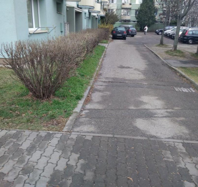 Parkoviště na Šumavě čeká na opravu