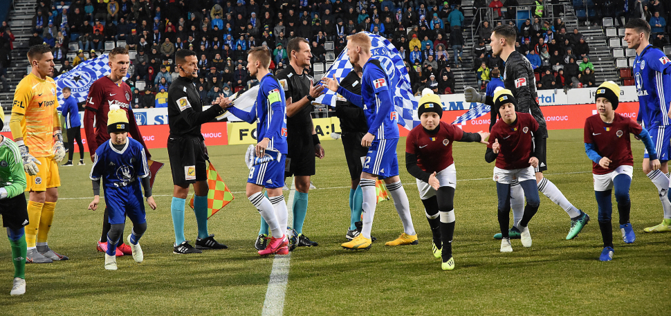 Fotbal chystá restart, může se začít trénovat